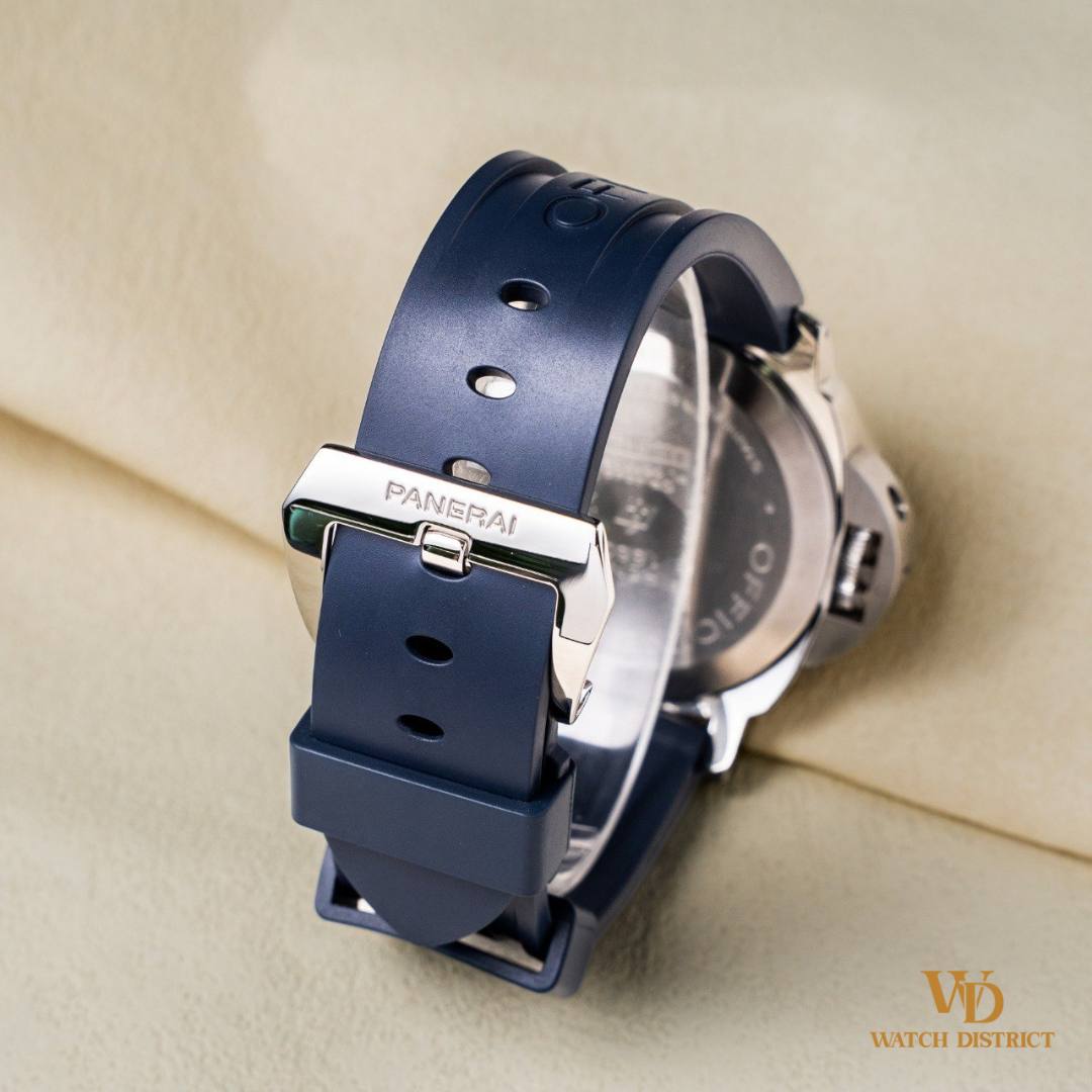 Panerai Luminor Base Logo PAM01000