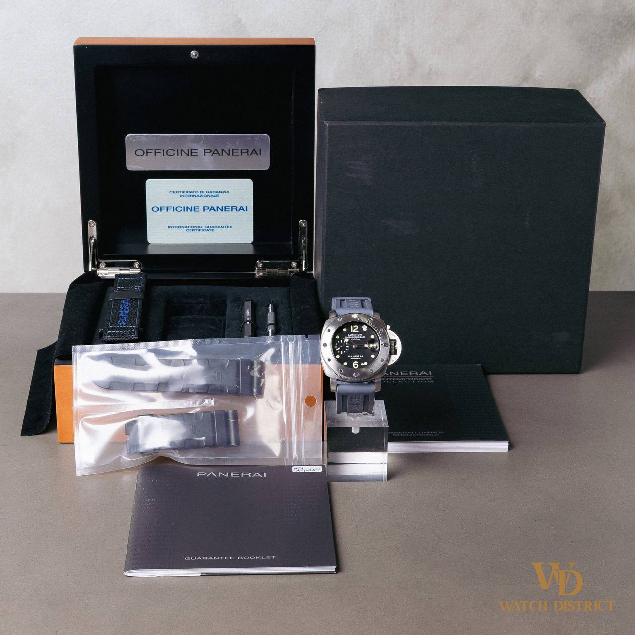 Panerai Luminor 1950 Submersible PAM00243