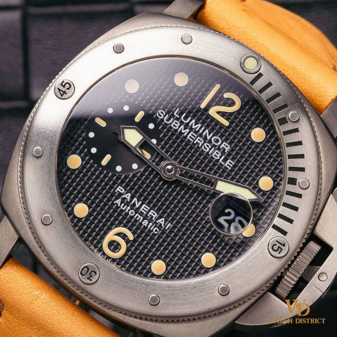 Panerai Luminor Submersible Titanium PAM00025