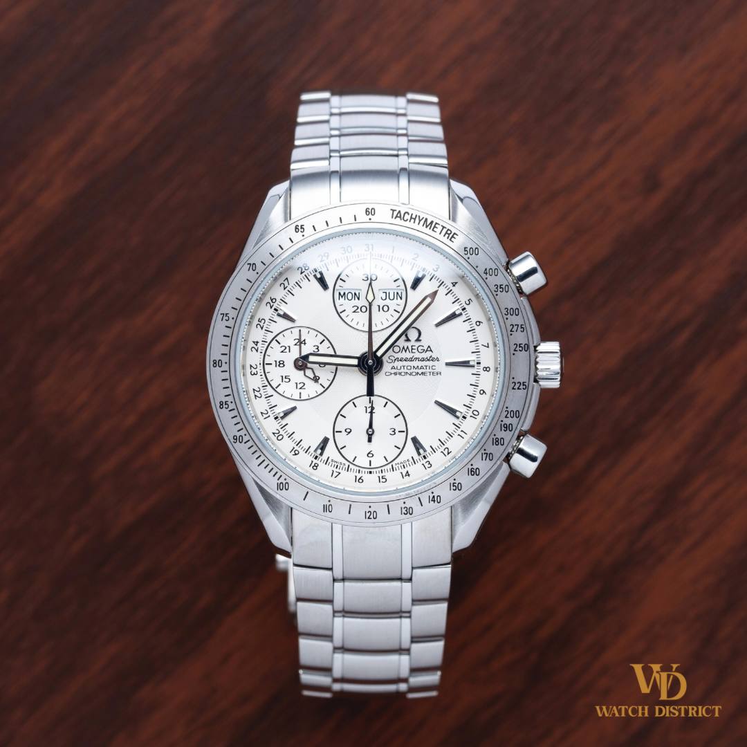 Omega Speedmaster Day-Date 3221.30.00 Automatic