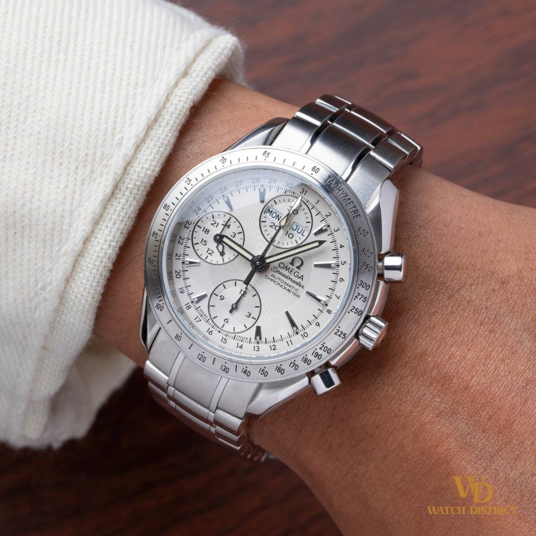 Omega Speedmaster Day-Date 3221.30.00 Automatic