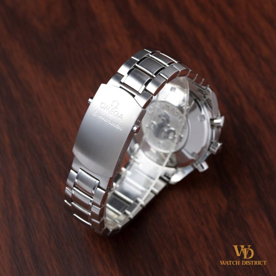 Omega Speedmaster Day-Date 3221.30.00 Automatic