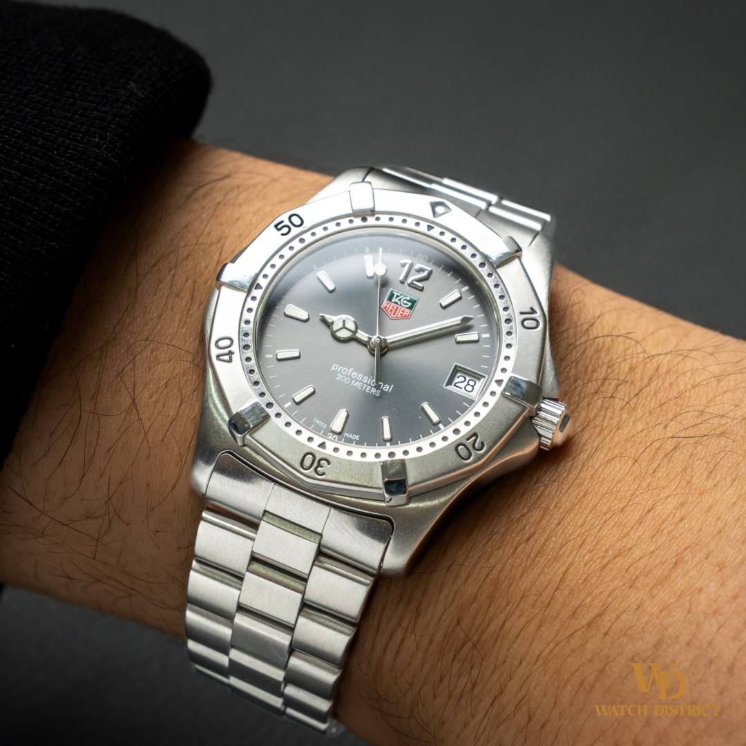 Tag Heuer Professional 2000 WK1115-0 – Watch District SG
