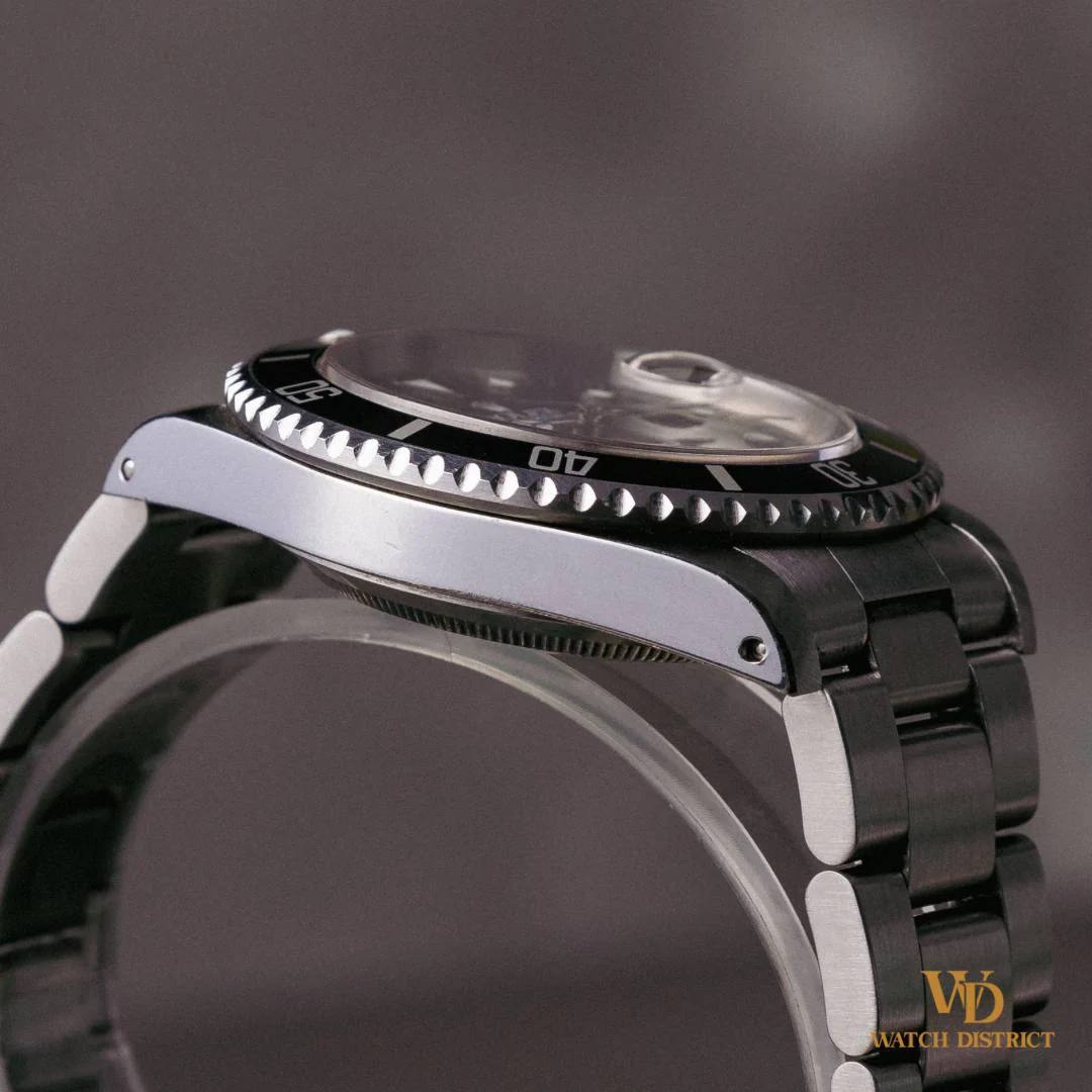 Rolex Submariner Date 16610