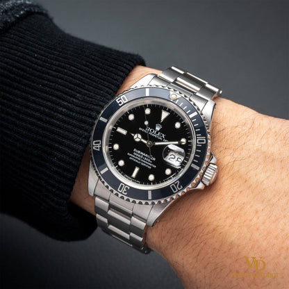 Rolex Submariner Date 16610