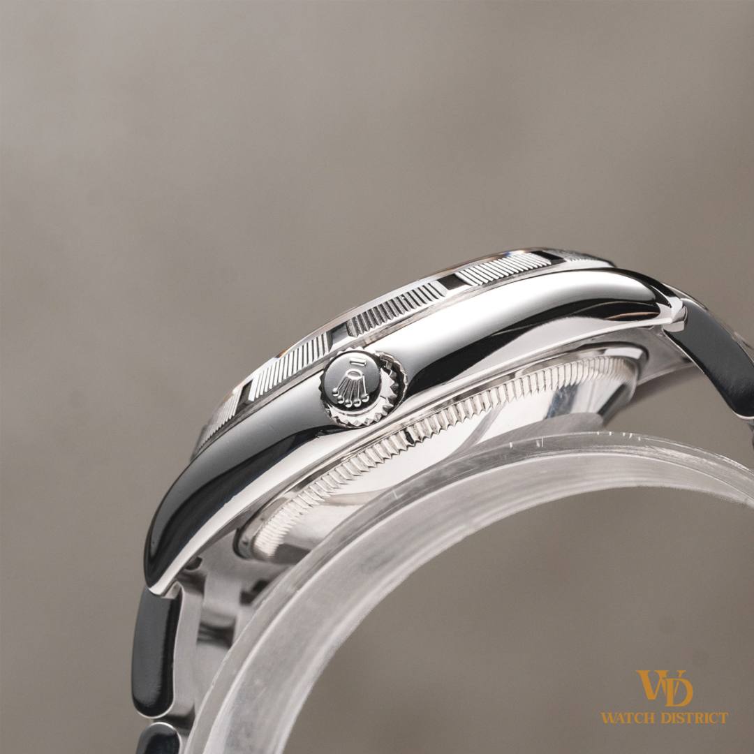 Rolex Oyster Perpetual Date 115210