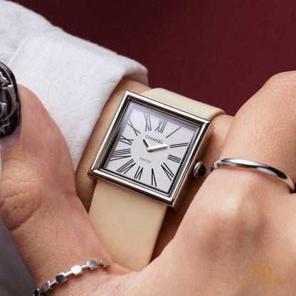 Chanel Mademoiselle H0572