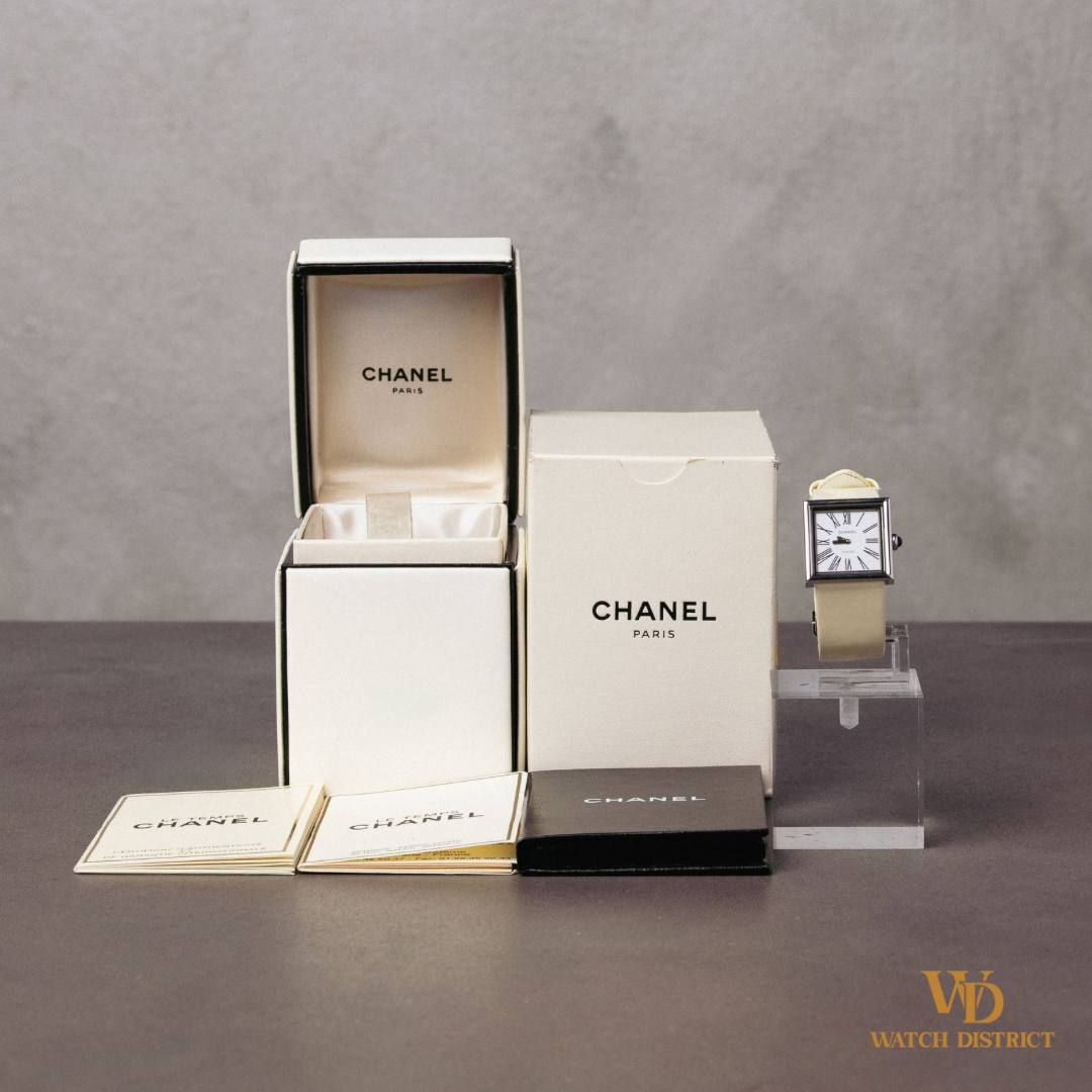 Chanel Mademoiselle H0572