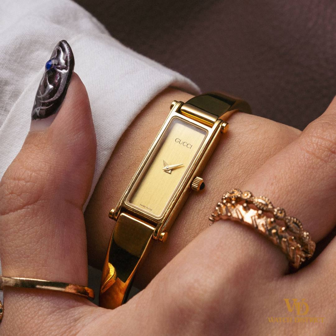 Gucci Bangle Ladies Watch 1500L