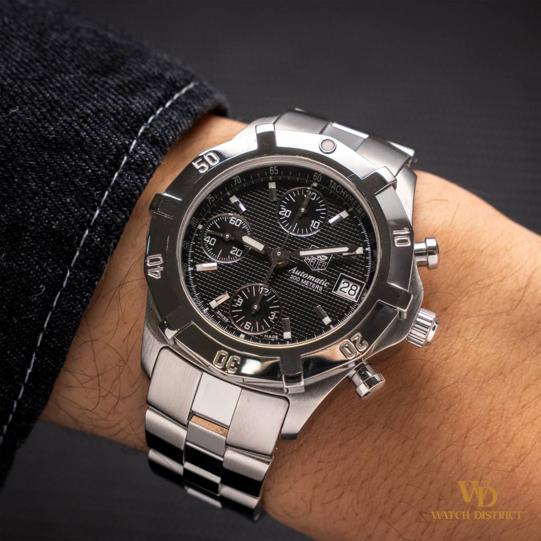 Tag Heuer 2000 Exclusive Chronograph CN2111