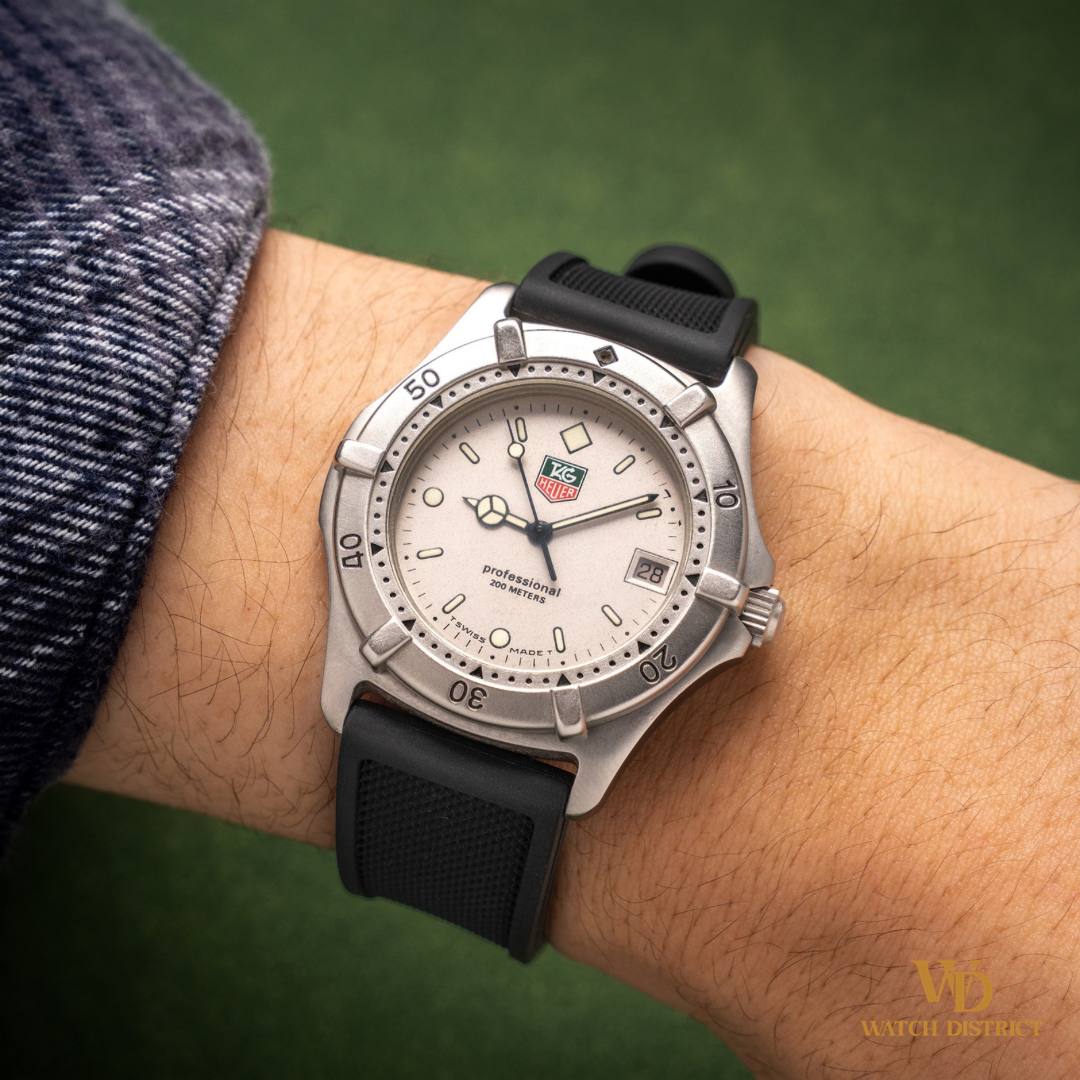 Tag Heuer Professional 2000 Series 962.206F