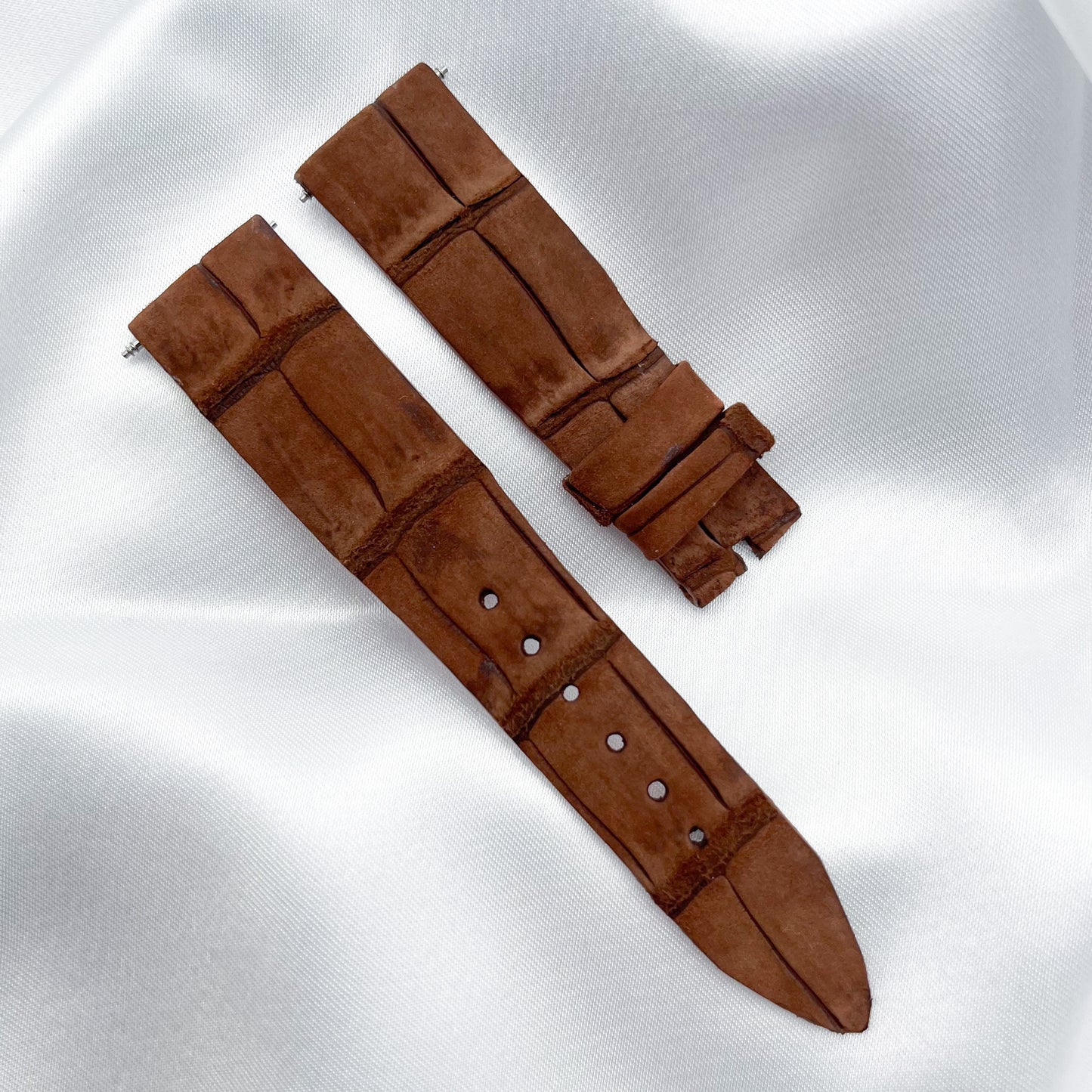 19mm Cigar Brown Alligator Leather Universal Strap