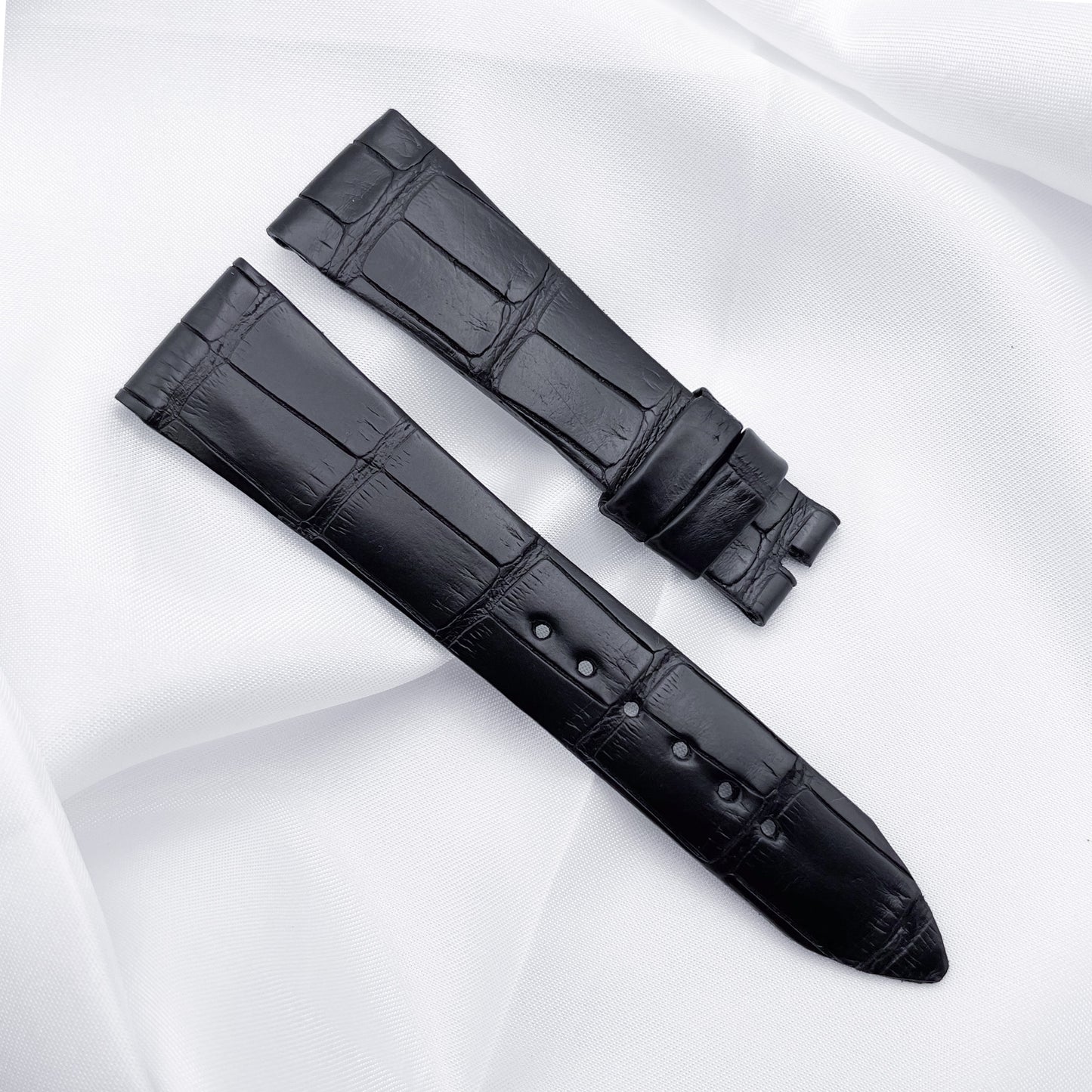 20mm Black Antique Finish Alligator Leather Universal Strap
