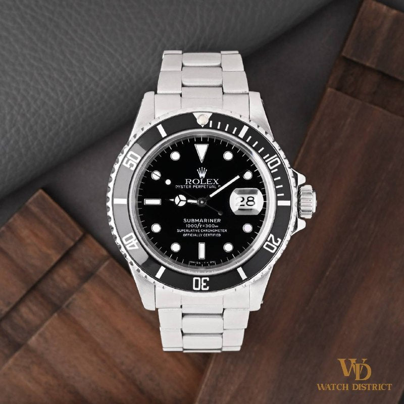 Rolex Submariner Date 16800