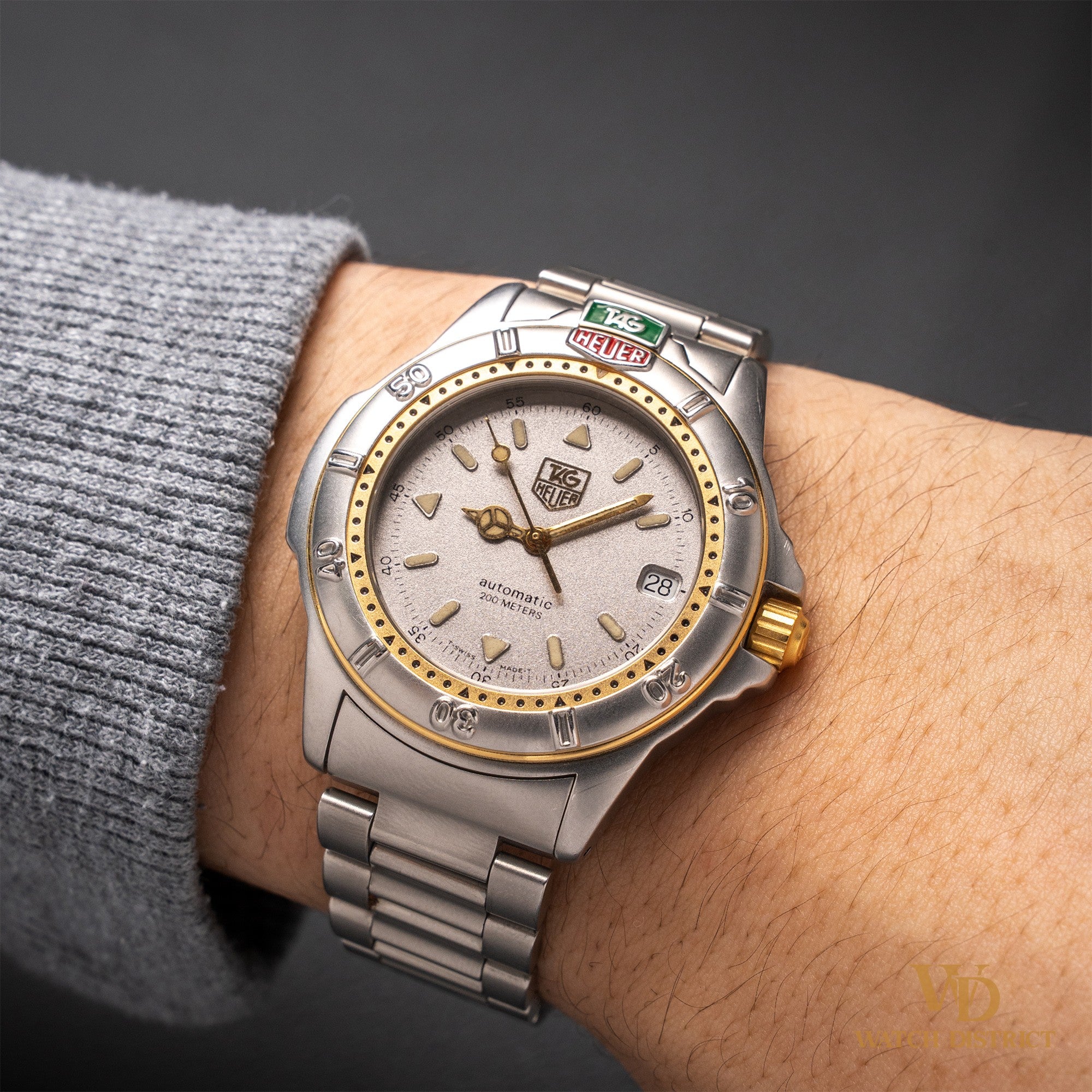 TAG Heuer 4000 WF2121-K – Watch District SG