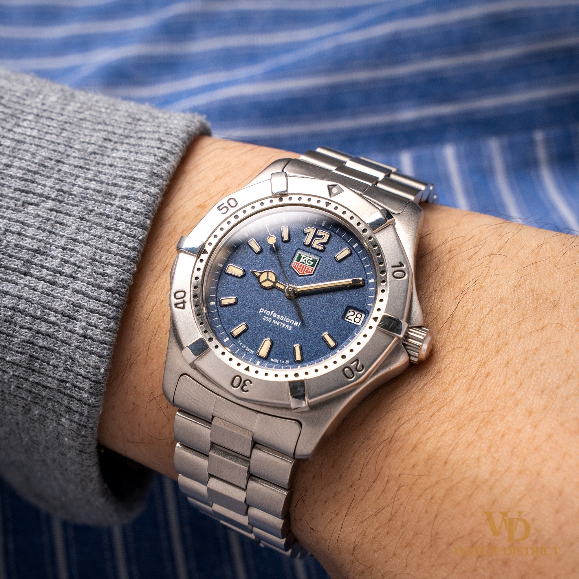 TAG Heuer WK1113 Professional 200m防水 Tag Heuer Professional WK1113 – Watch District SG