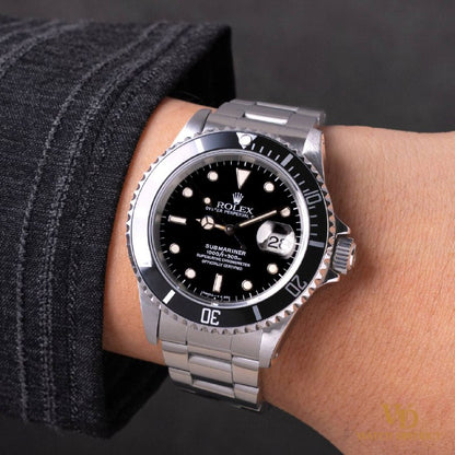 Rolex Submariner Date 16610