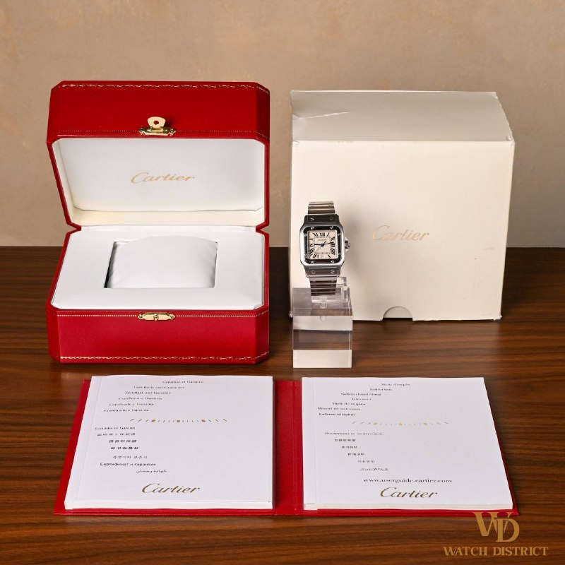 Cartier 29x41mm Santos de Galbée W20060D6