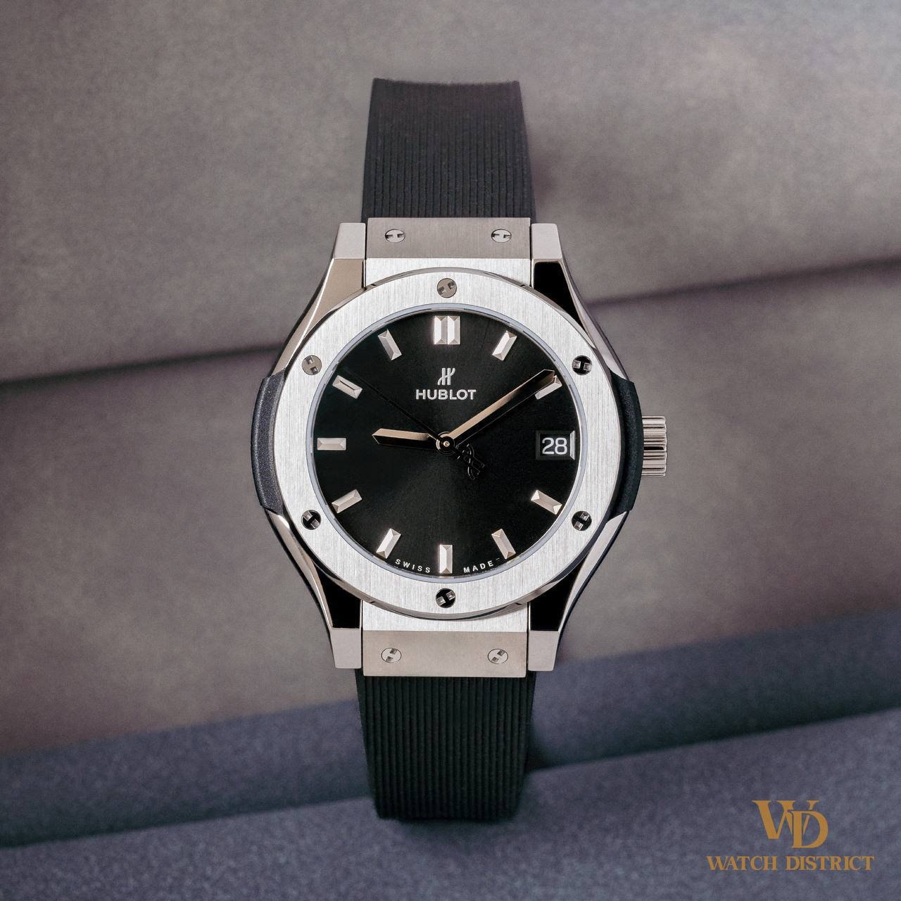 Hublot Classic Fusion Quartz 581.NX.1470.RX