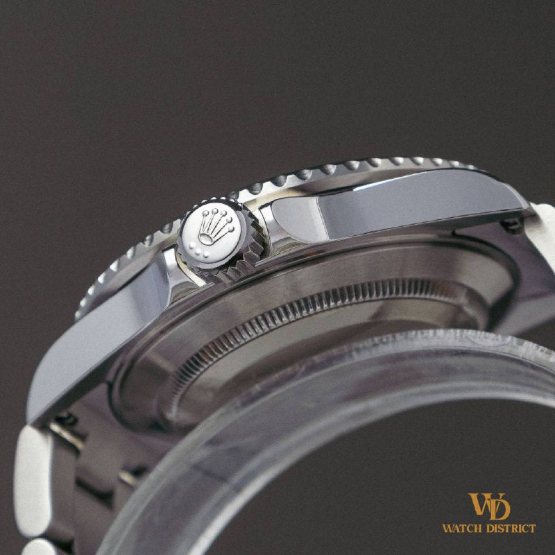 Rolex Submariner 16610LV