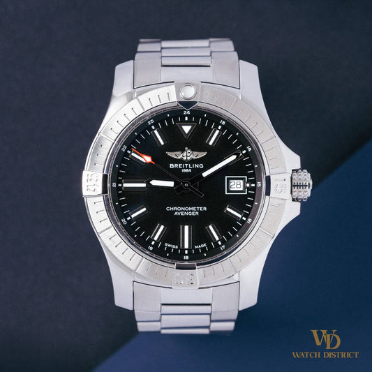 Brietling Avenger A17318101B1A1