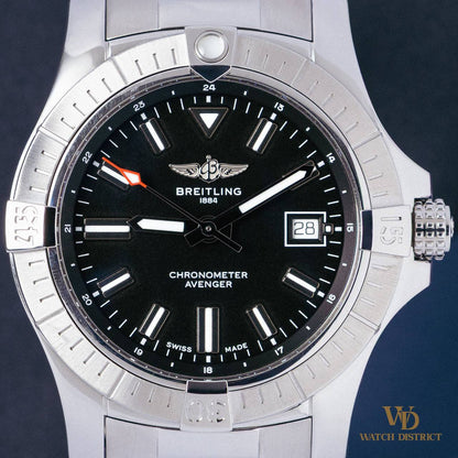 Brietling Avenger A17318101B1A1