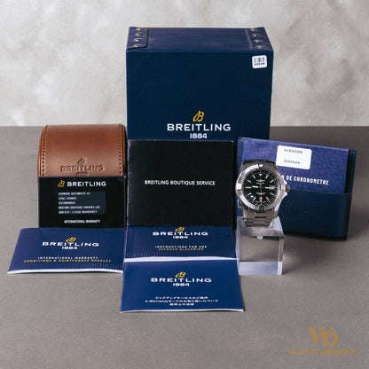 Brietling Avenger A17318101B1A1