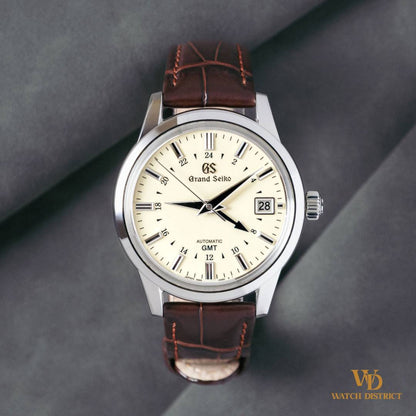 Grand Seiko 3 Day GMT SBGM221