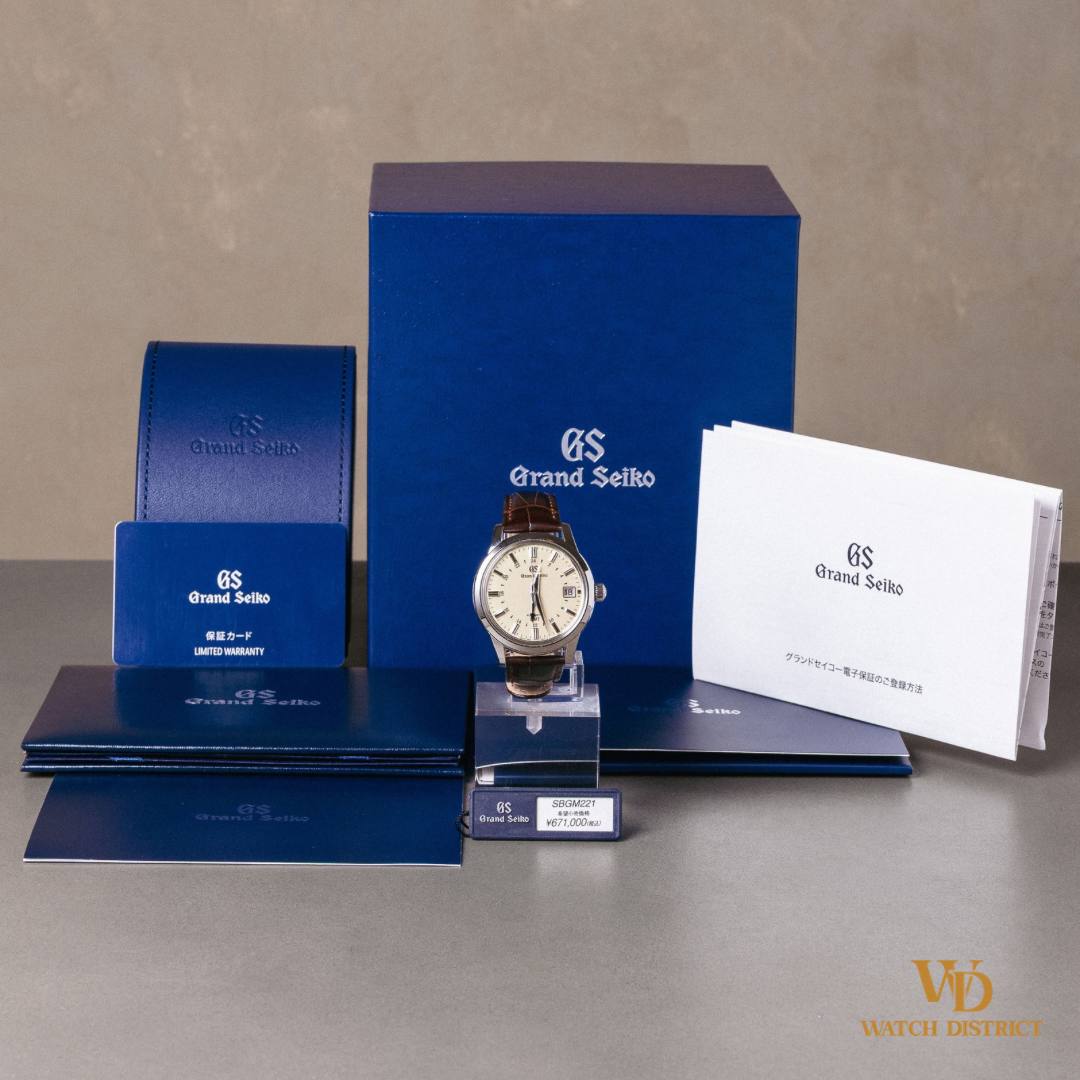 Grand Seiko 3 Day GMT SBGM221