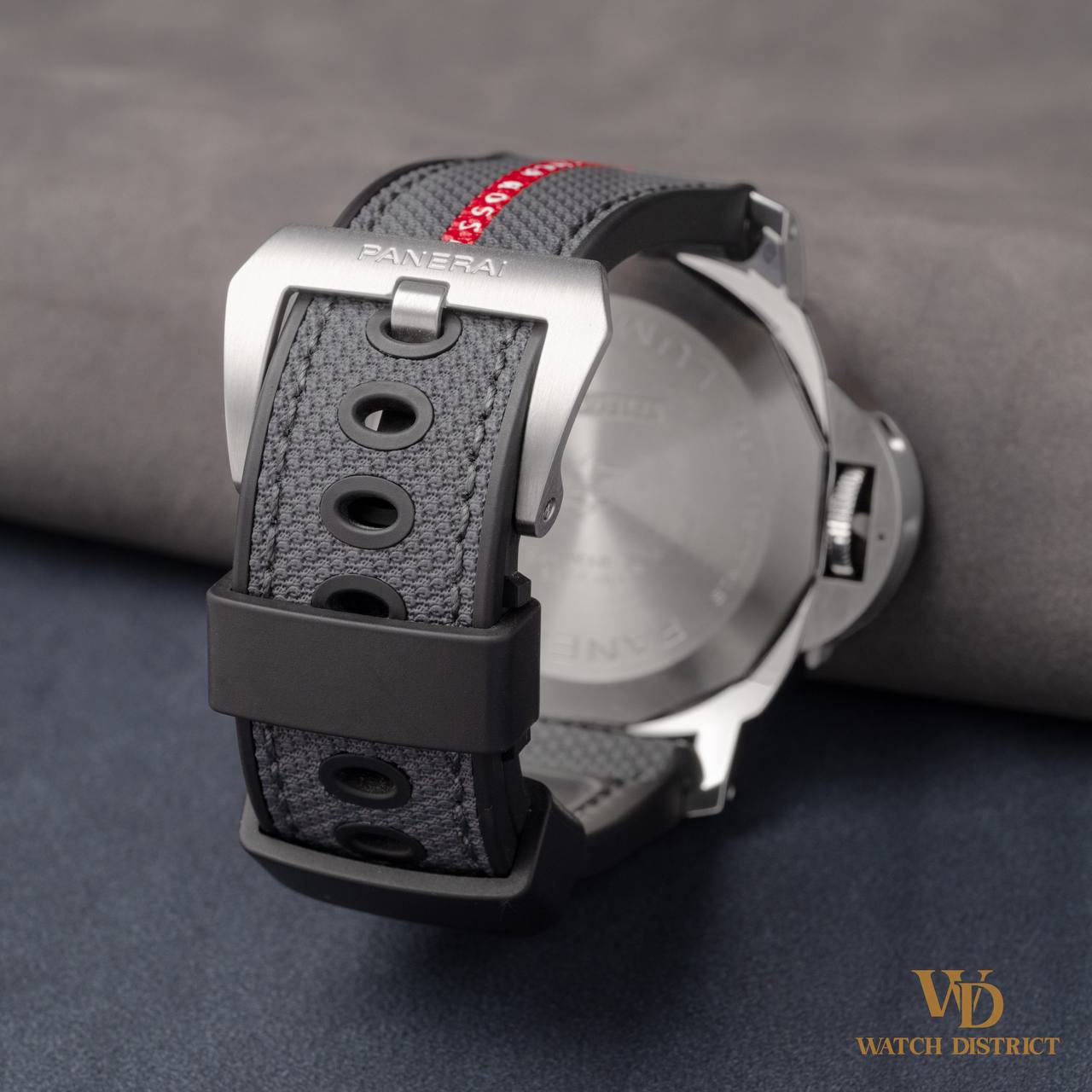 Panerai Luminor Luna Rossa PAM01342
