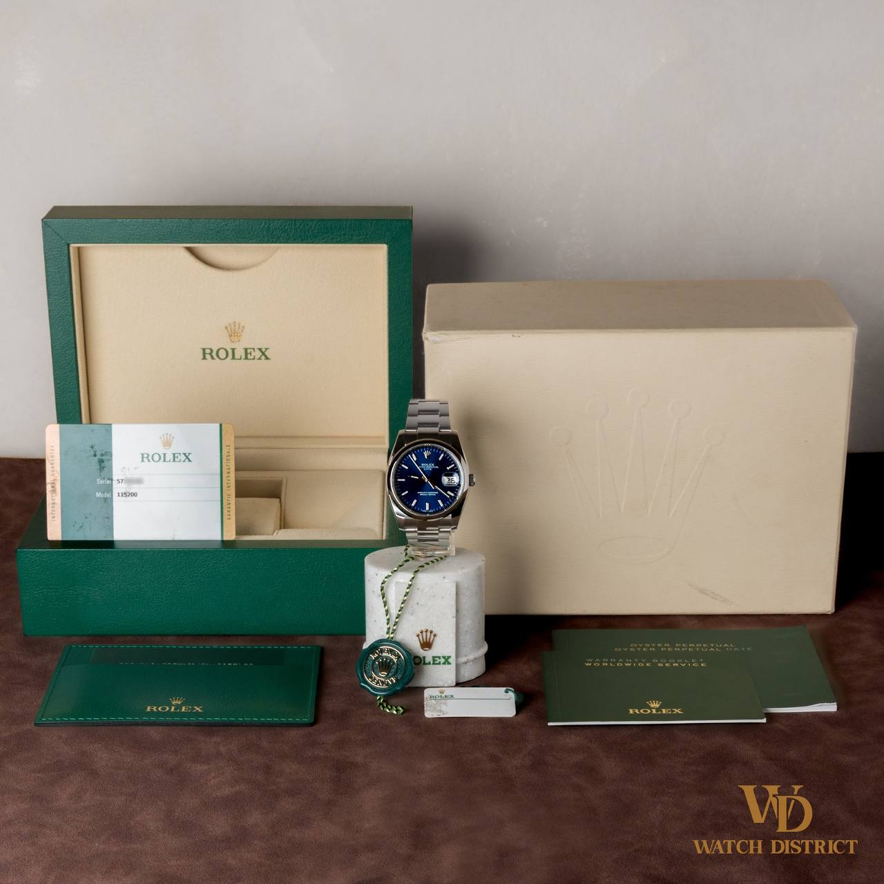 Rolex Oyster Perpetual Date 115200
