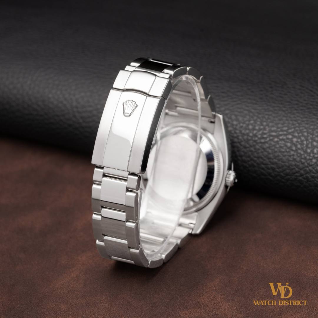 Rolex Oyster Perpetual Date 115200