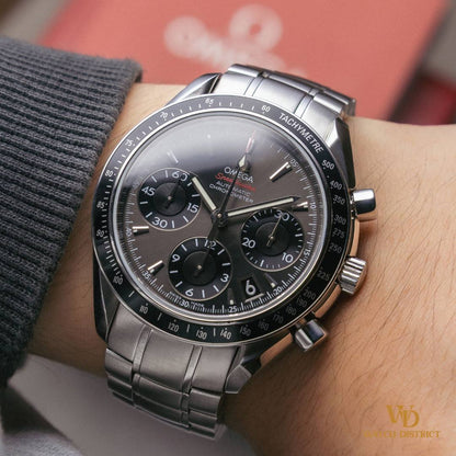 Omega Speedmaster Day-Date 323.30.40.40.06.001