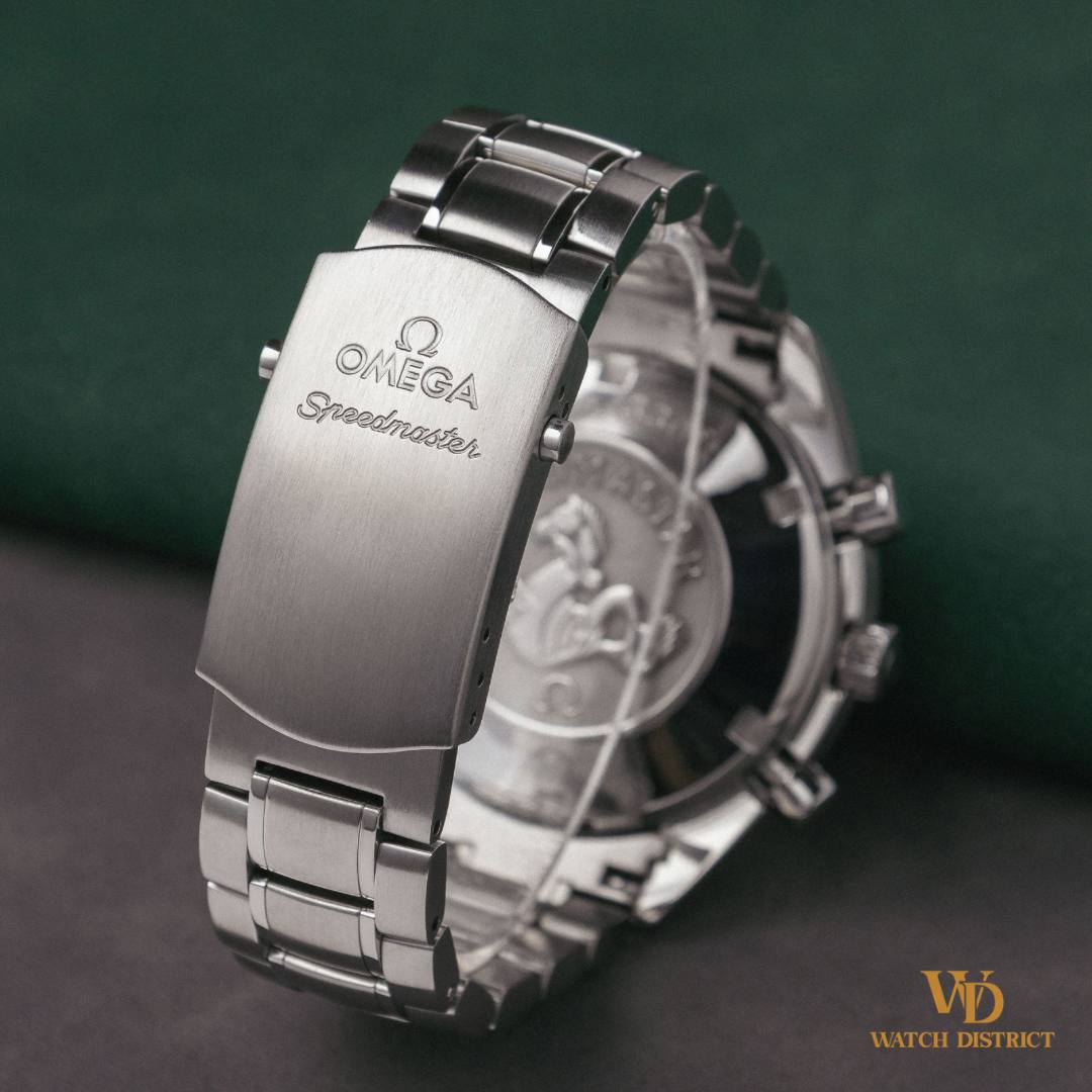 Omega Speedmaster Day-Date 323.30.40.40.06.001