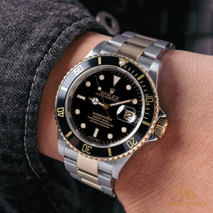 Rolex Submariner Date 16613LN