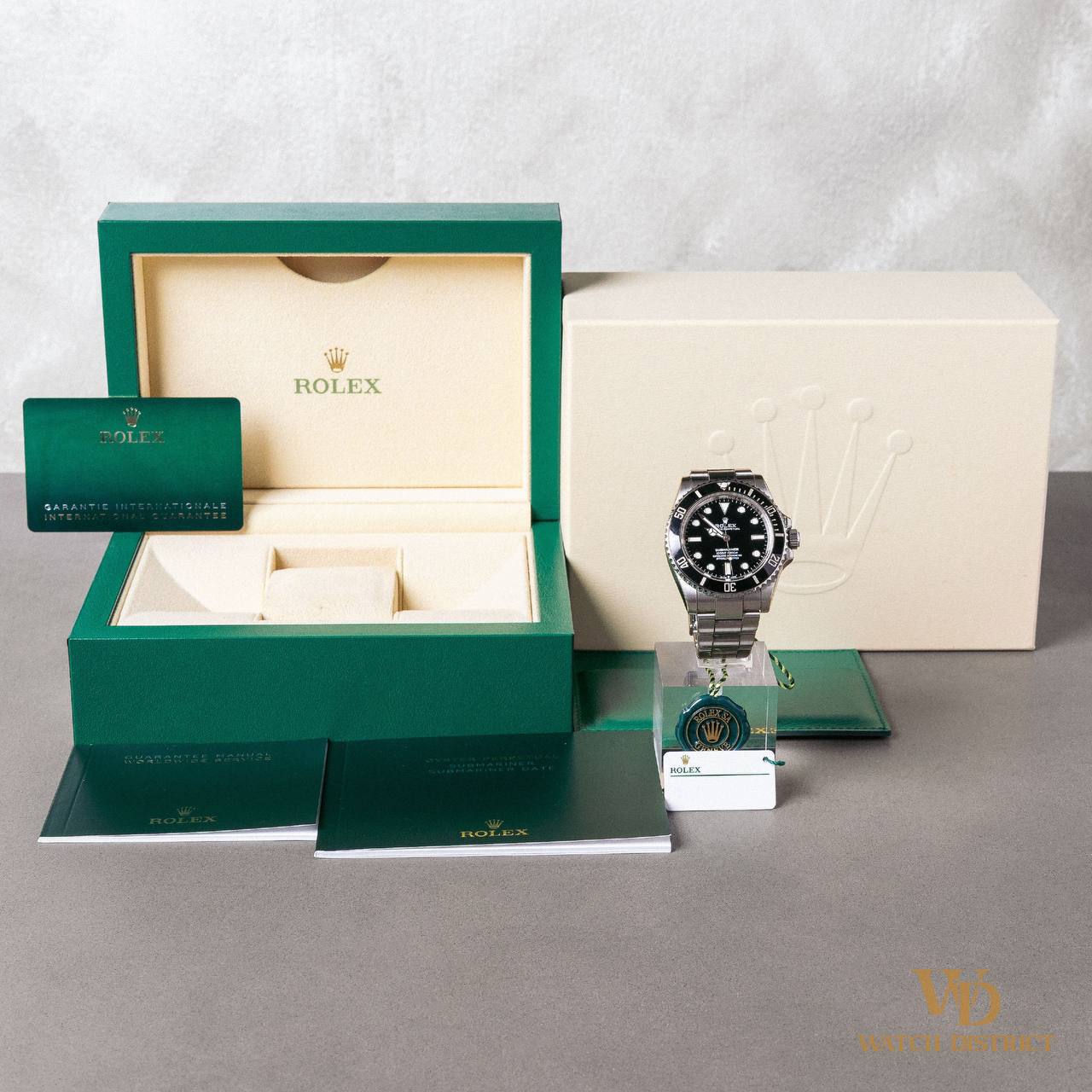 Rolex Submariner No-Date 124060