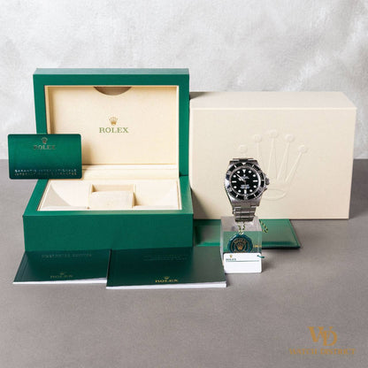 Rolex Submariner No-Date 124060