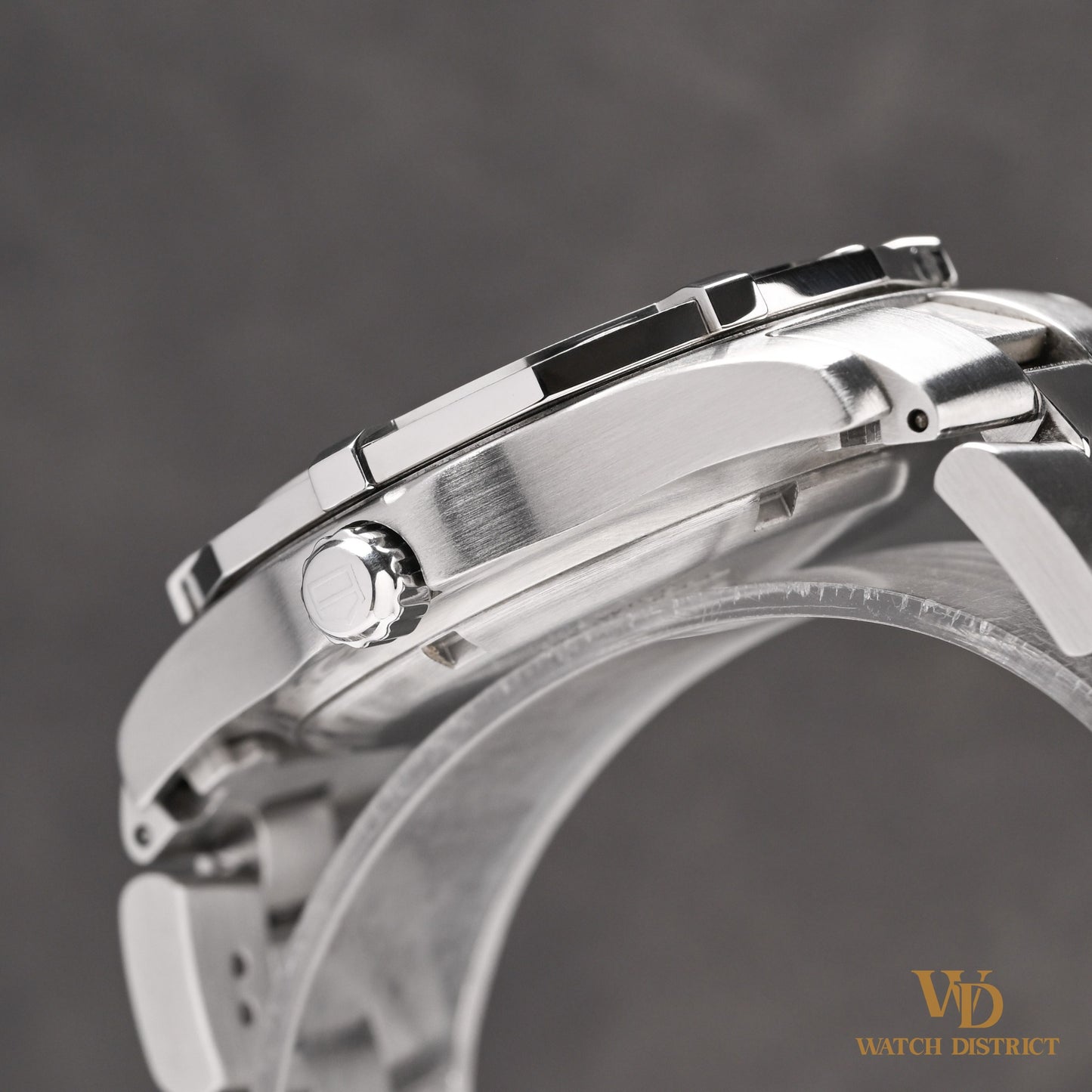 Tag Heuer 2000 Exclusive WN2111