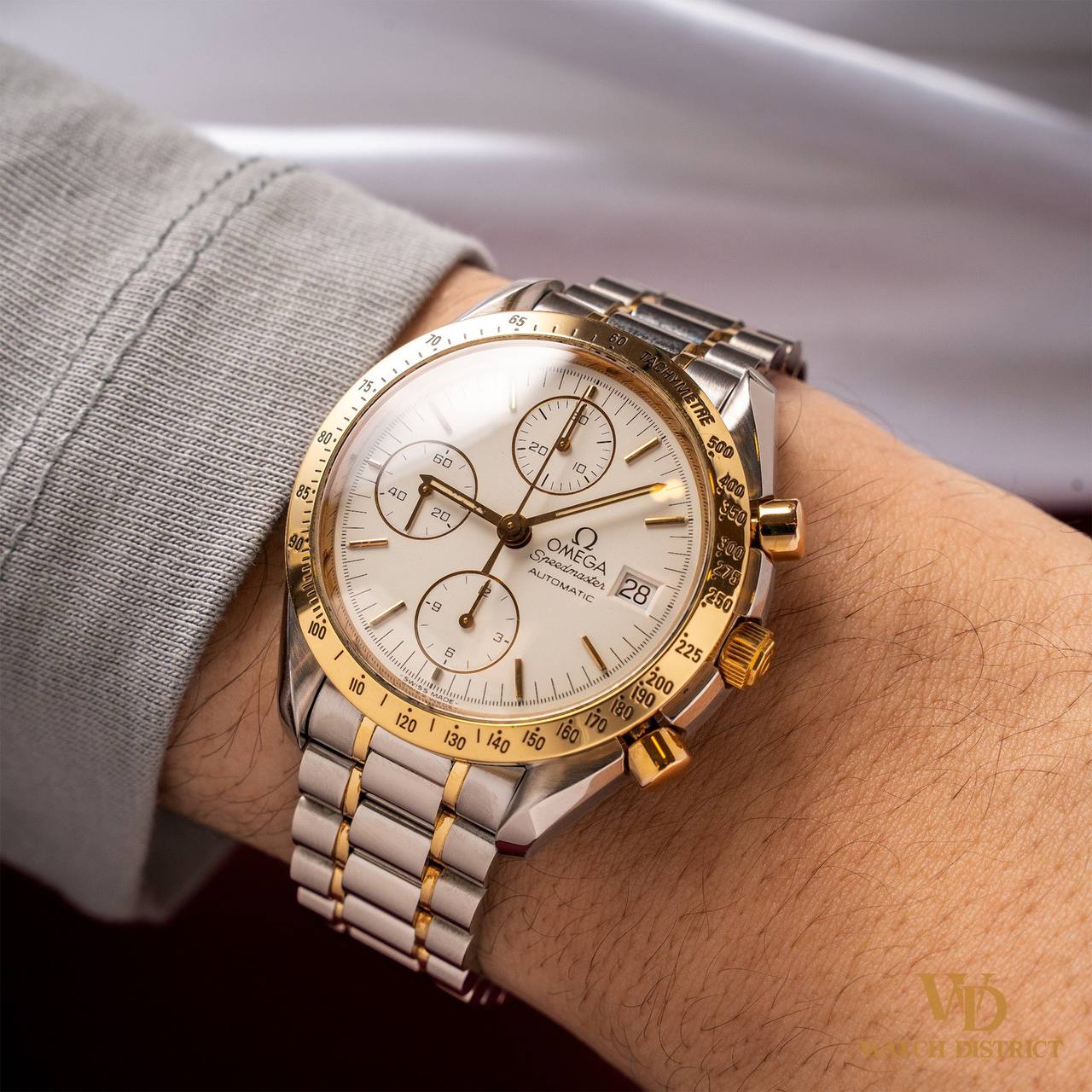 Omega Speedmaster Date 3311.20.00