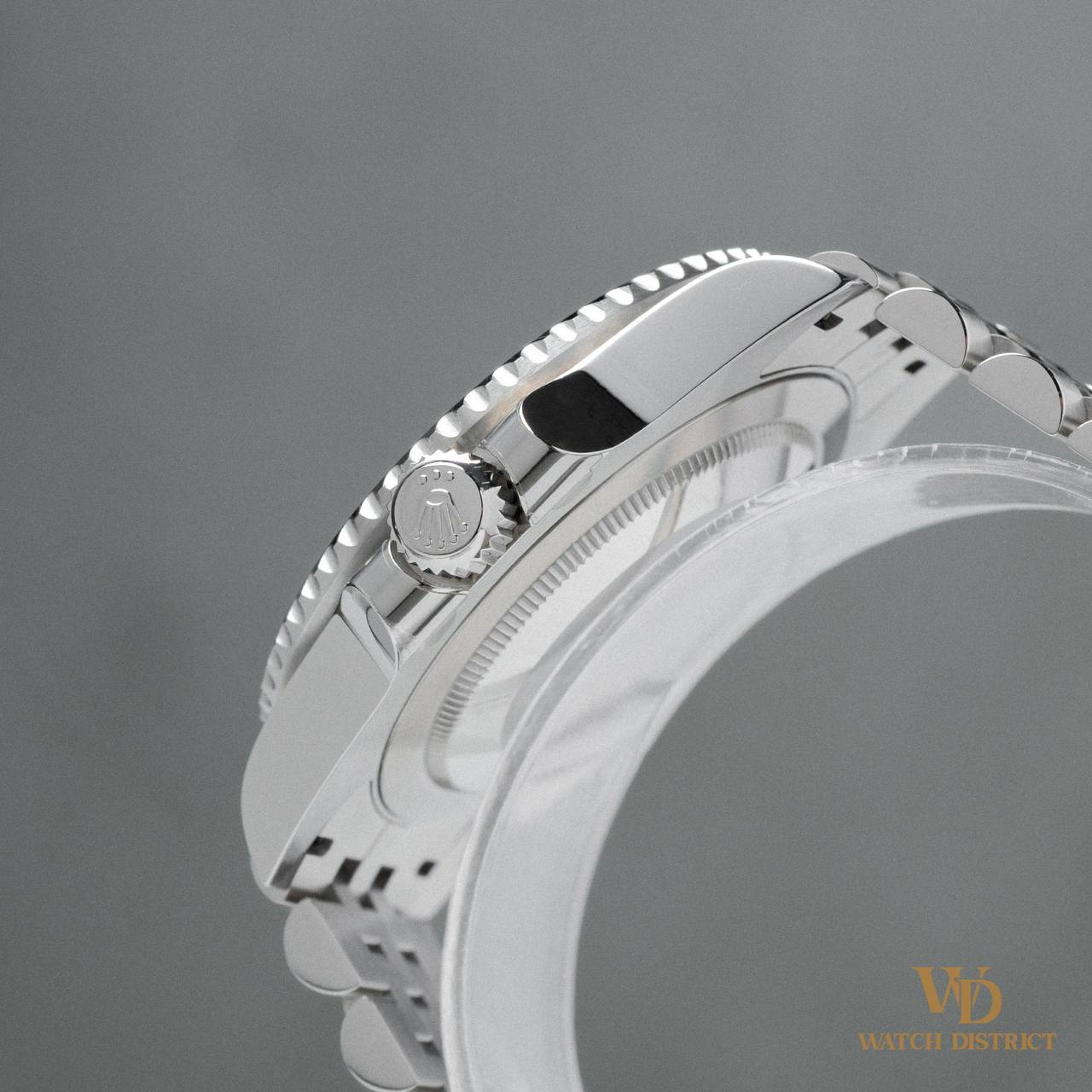 Rolex GMT-Master II 126710BLNR