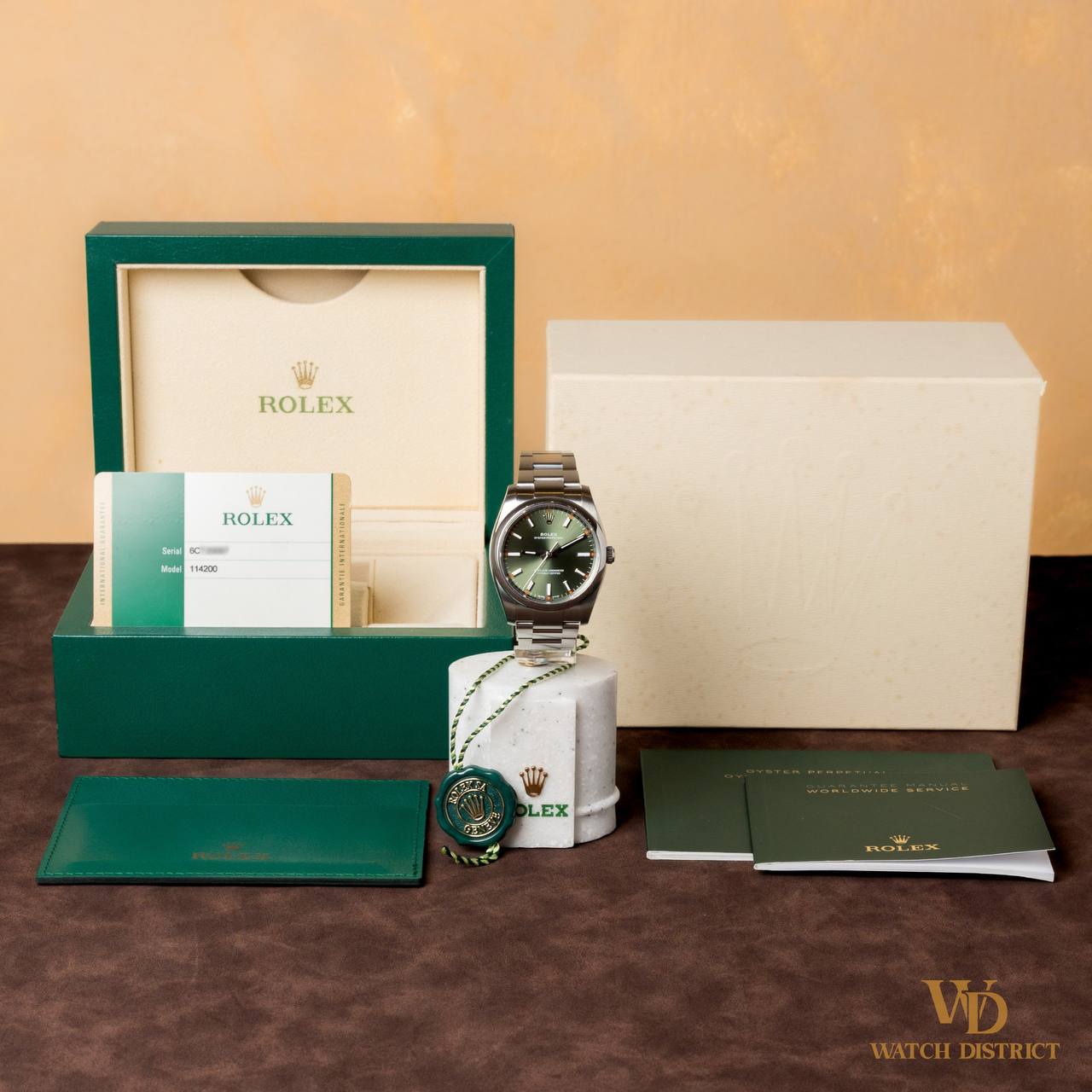 Rolex Oyster Perpetual 114200