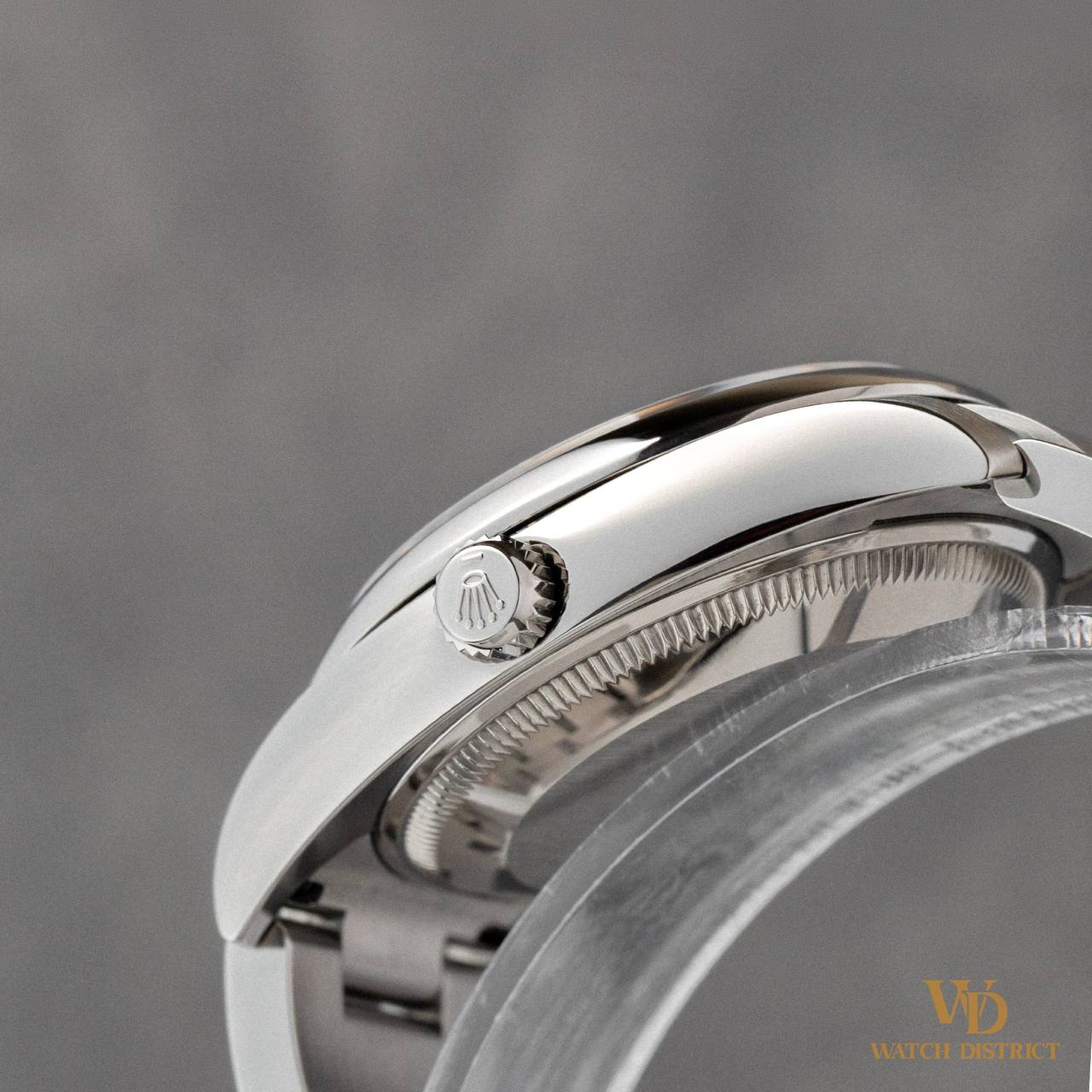 Rolex Oyster Perpetual 114200