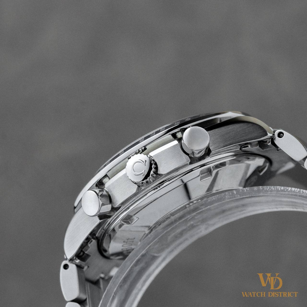 Omega Speedmaster Day-Date 3222.80.00