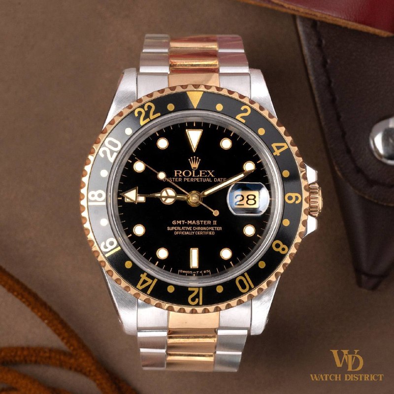 Rolex GMT-Master II 16713